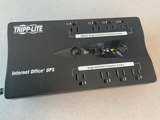 Tripp Lite  UPS INTERNET550U 550VA 300W 8-Out...