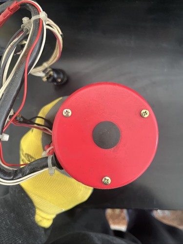 FANUC A06B-0533-B551 AC SERVO MOTOR, 3-PHASE, 3000RPM, 1A, 112VAC - Picture 6 of 7
