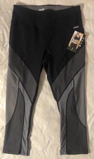 Avia High Rise Capri Leggings Athleisure Women's M (8-10) NEW NWT