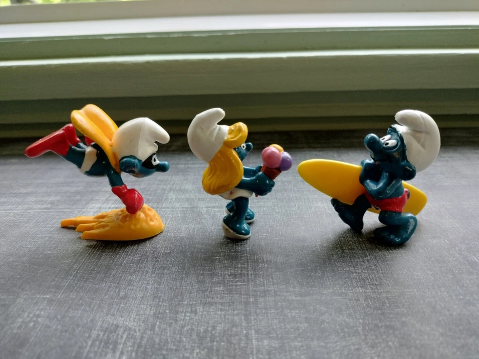 Lote de 4 figuras de juguete de colección de 3 Pitufos Surfer Superman Ice Cream Pitufina Foto 4 de 4