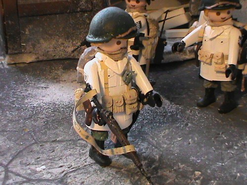 PLAYMOBIL CUSTOM US SOLDADO 1ª 99ª DIVISION INFAN. (ARDENES-1944) REF-0180 BIS - Imagen 6 de 10