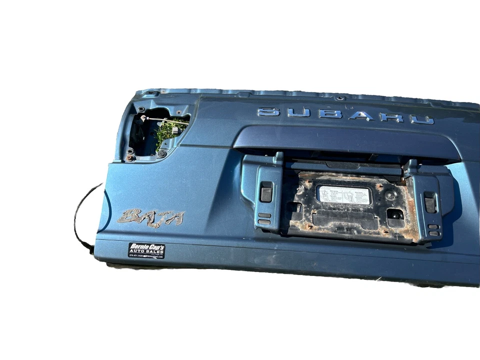 Puerta trasera para 03-06 Subaru Baja OEM luz azul Foto 2 de 4