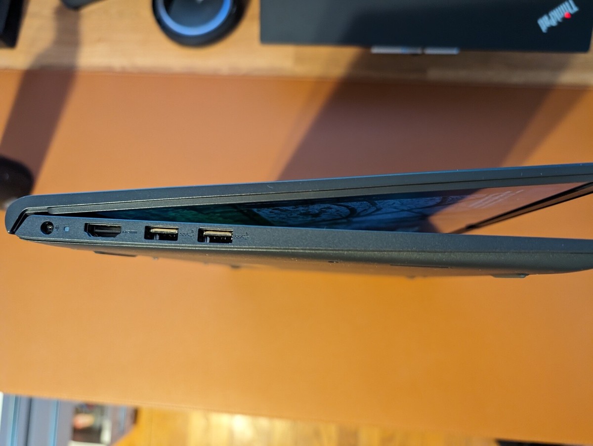 Dell Inspiron 15 3520 15.6 Dell Inspiron 15 3520 15.6