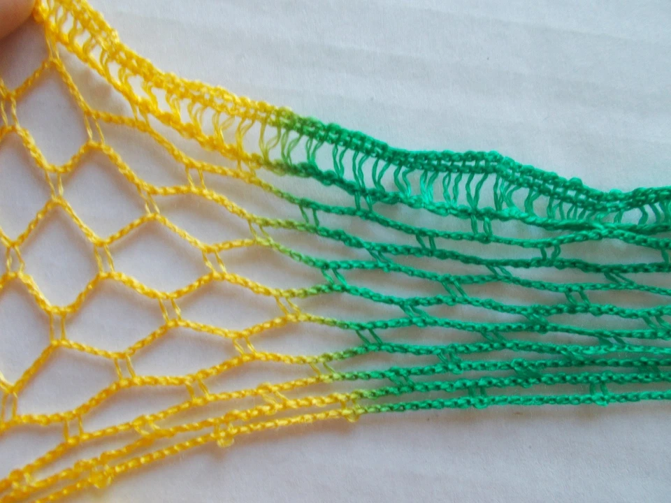 Sundance Varsity Volantes Volantes Malla Hilo, Verde/Dorado, Lote de 2 (28 yardas cada uno) Foto 3 de 3