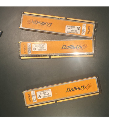 Crucial Ballistix DDR3 4GB (2x2GB) PC3-12800 DIMM 240-Pin RAM Modules