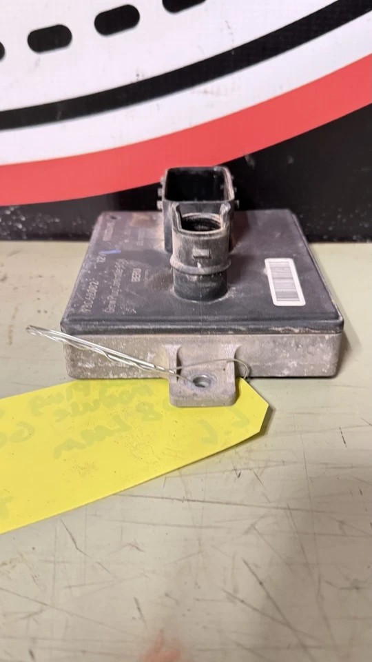 2007-2010 Chevy GMC 6.6L Duramax 98022490 Glow Plug Module 98062002 OEM - Image 4 of 4