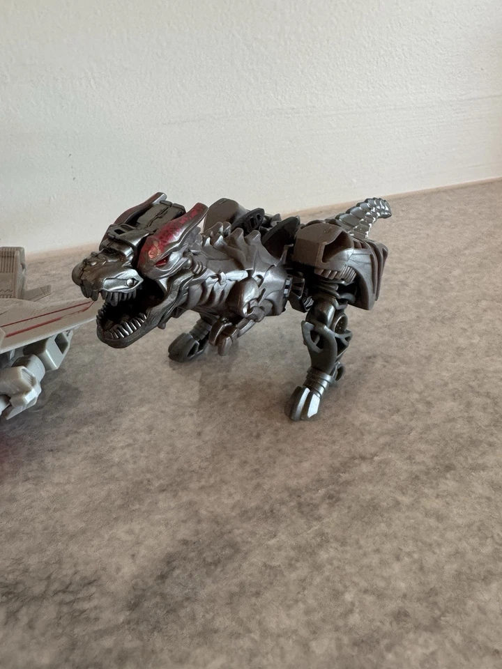 Lote de bots de rescate pequeños Transformers Decepticon, Last Knight y Playskool Heroes Foto 4 de 4