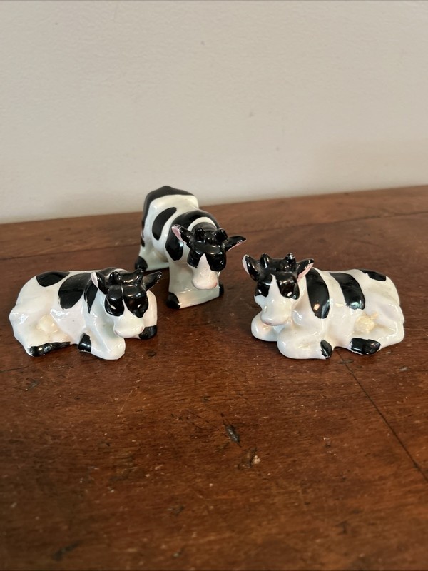 1940’s Made In Japan  Holstein Cow Family 1 1/2 To 2 Inches Tall Black & White