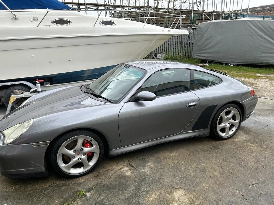 Porsche 911 Carrera 4 S - Image 4 of 4