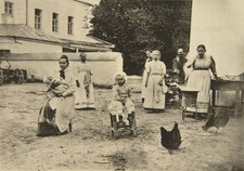 Hacer mermelada en el patio de la casa de León Tolstoi Yasnaya Polyana nea- Foto antigua