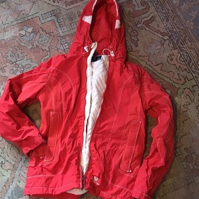 American eagle vintage Ski Parka Size Small Red In Color Hooded 