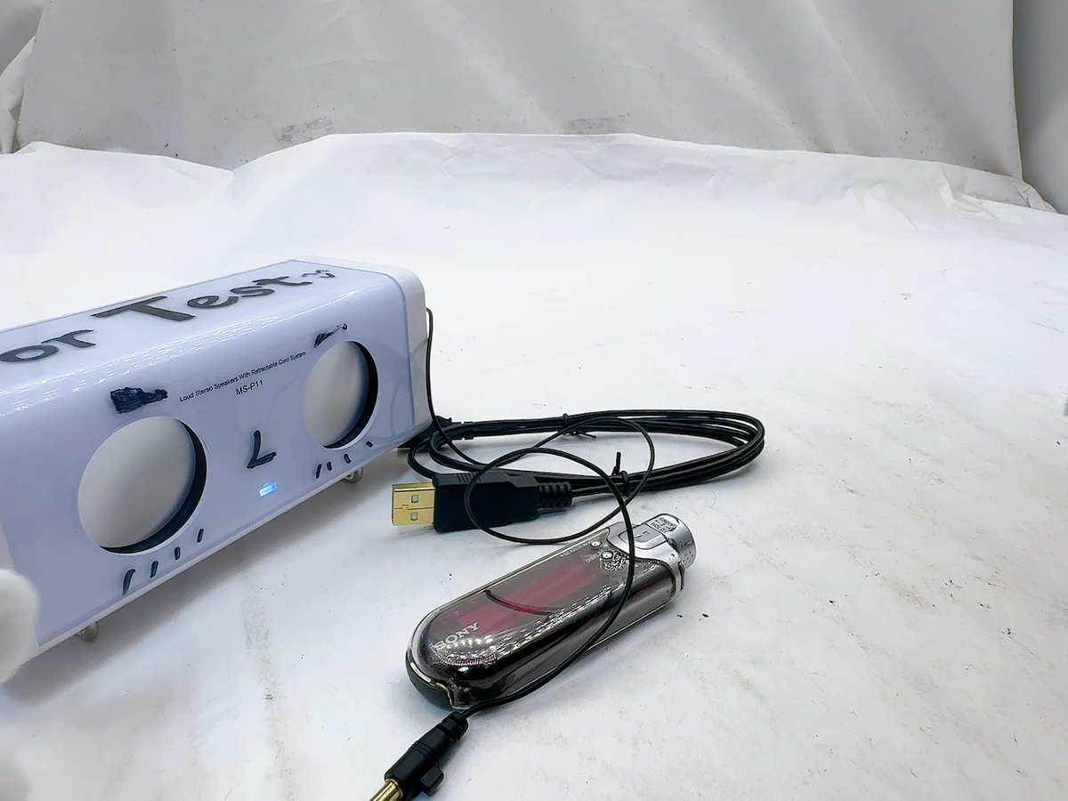 Sony Network Walkman NW-E407 Pink Rose Red 1GB Portable MP3/ATRAC3