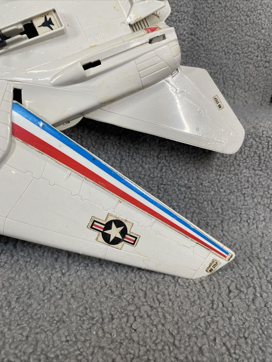 Vintage 1983 GI JOE SKY STRIKER SP-F14 Fighter Jet Airplane Vintage 1983 GI JOE SKY STRIKER SP-F14 Fighter Jet Airplane