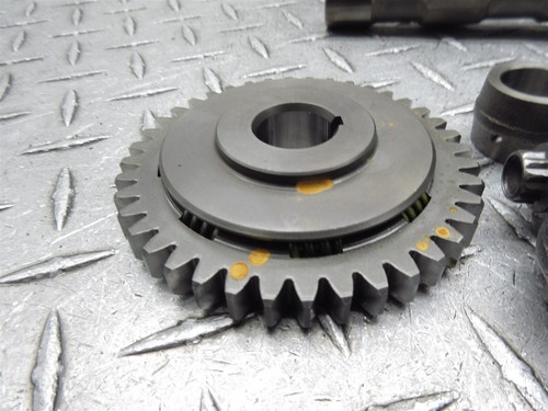 2016 15-17 Yamaha FZ07 FZ7 Crankshaft Connecting Rod Crank Balancer Shaft Gear - Picture 4 of 12