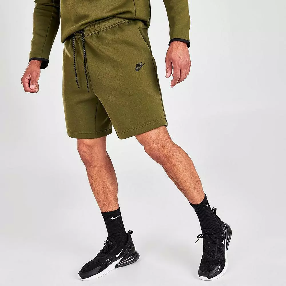 Nike tech fleece shorts cheap medium