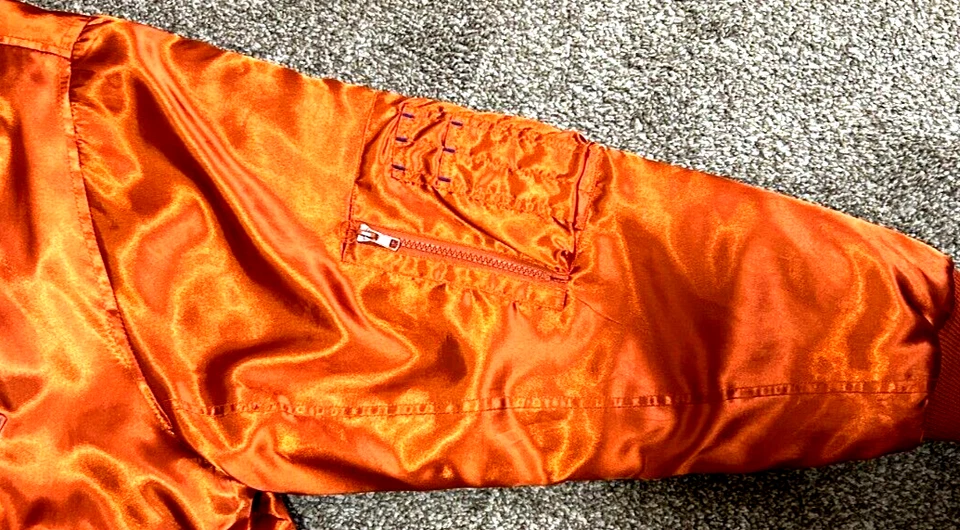 Chaqueta de satén Texas Longhorns para hombre talla grande etiqueta de fútbol mundial Foto 4 de 4