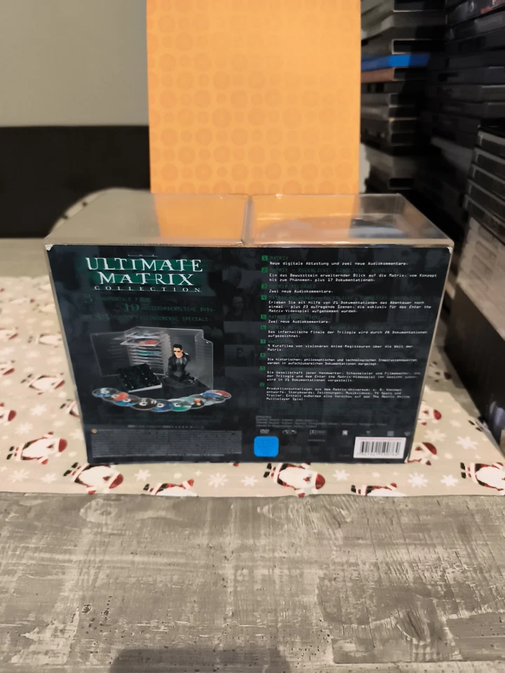 The Ultimate Matrix Collection Acryl BOX mit 10 DVDs und Figur - sehr gut - Image 3 of 3