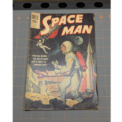 Dell Comics Space Man #04727 15¢ Silver Age Single Issue Comic Book