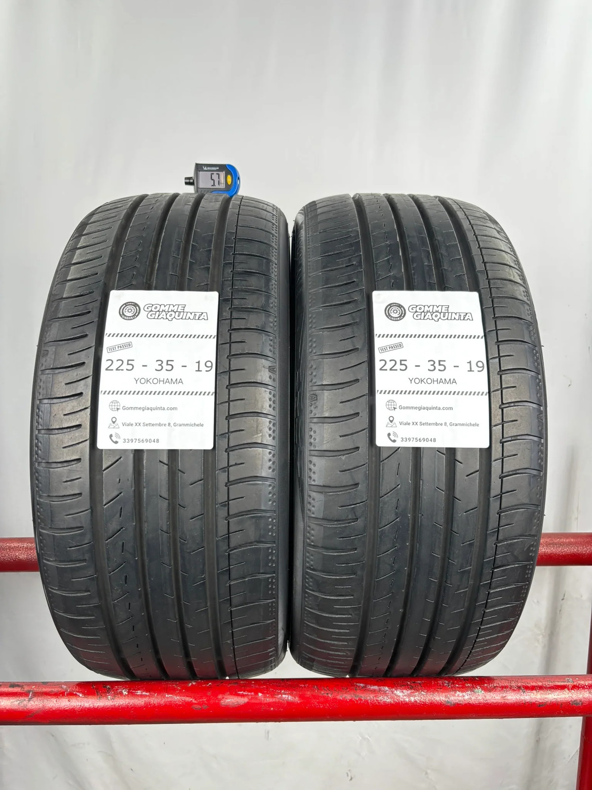 225/35 R19 88W XL Yokohama Ae51