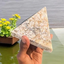 White Moss Agate Pyramid: Reiki Healing Crystal (845 Grams)