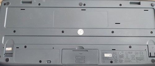 Logitech K330 Wireless Keyboard - Picture 3 of 3