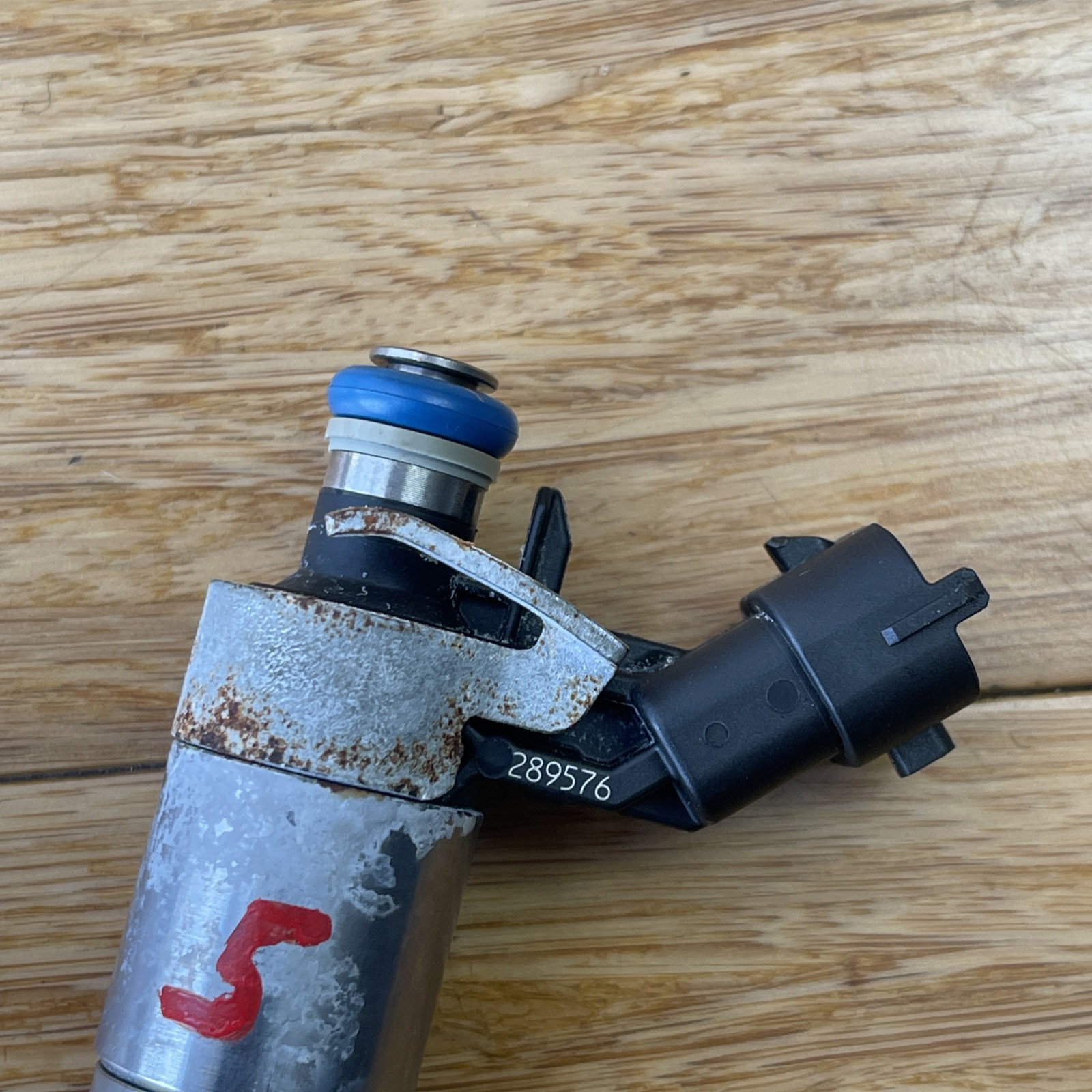 2015-2020 Ferrari California T Fuel Injector Nozzle Part Unit 3K Miles OEM