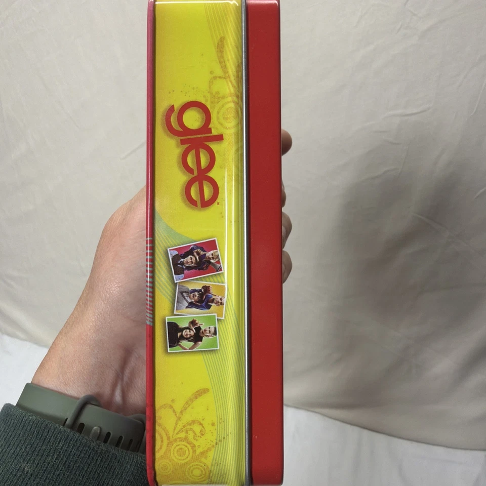 UNO: Glee Edition (2010, Fundex Games) Complete Collectible Tin -sealed cards - Image 3 of 4