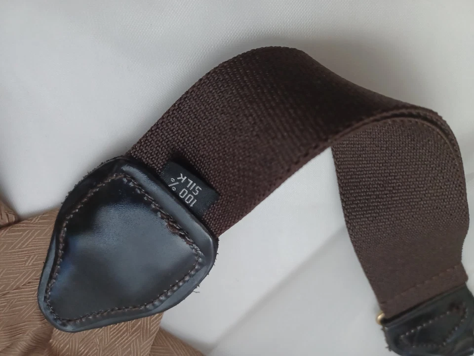 Tirantes británicos vintage 100 % seda con botones en color topo Foto 2 de 4