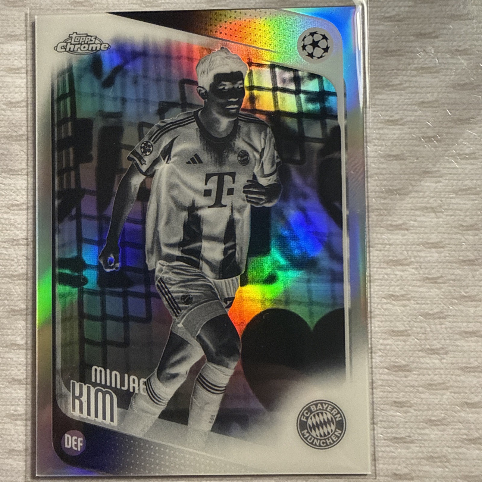 MINJAE KIM 2025-26 TOPPS CHROME UCL NEGATIVE REFRACTOR #101 FC BAYERN