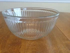 PYREX SCULPTURED CLEAR 8” ROUND VEGETABLE BOWL 7403-S