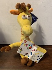 Toys R Us 2017 17  Geoffrey The Giraffe  Birthday LEGOs  Geoffrey Lapel Pin
