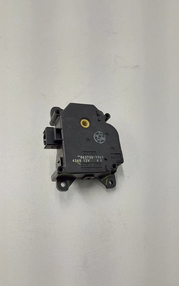 Toyota Prius 2008 calefacción aire acondicionado servo fabricante original 063700-7960 Foto 3 de 4