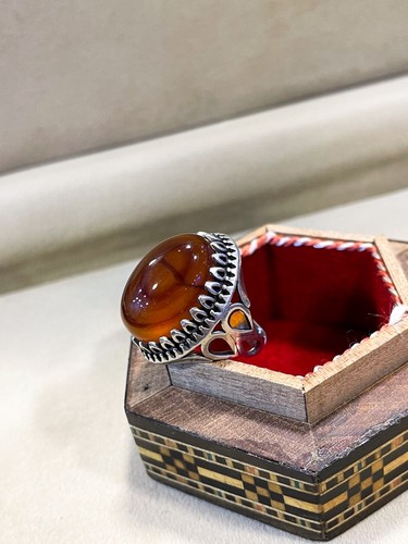 Unique Yemeni Aqeeq Stone in 925 Sterling Silver Ring - Natural and Elegant - Picture 2 of 4