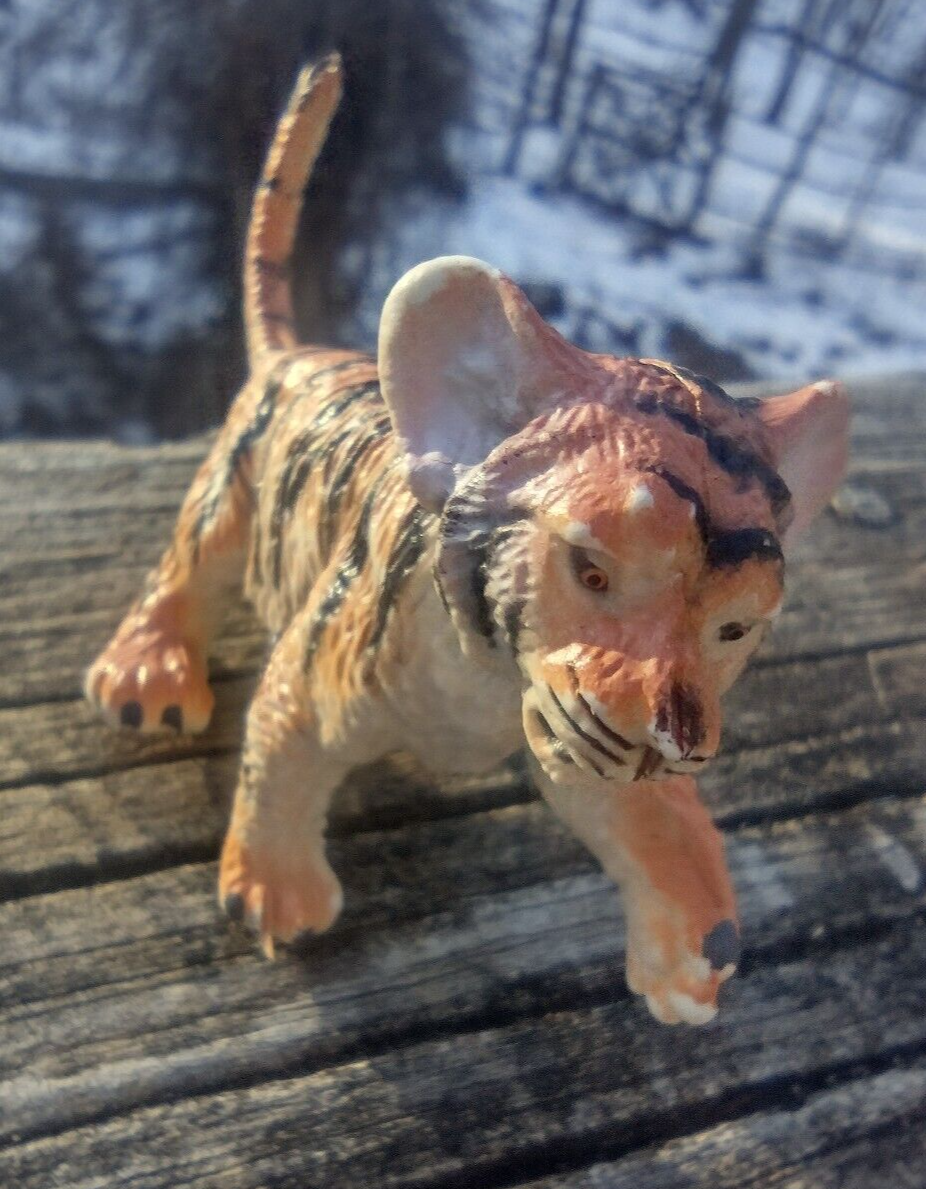 Vintage Realistic Small Bengal Tiger Cub Figure With Paw Up 3 in