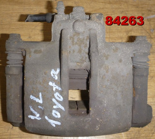 Bremssattel vorn links Toyota Corolla Kombi 1,6VVT-i 81/110 EZ:02.05 (84263)