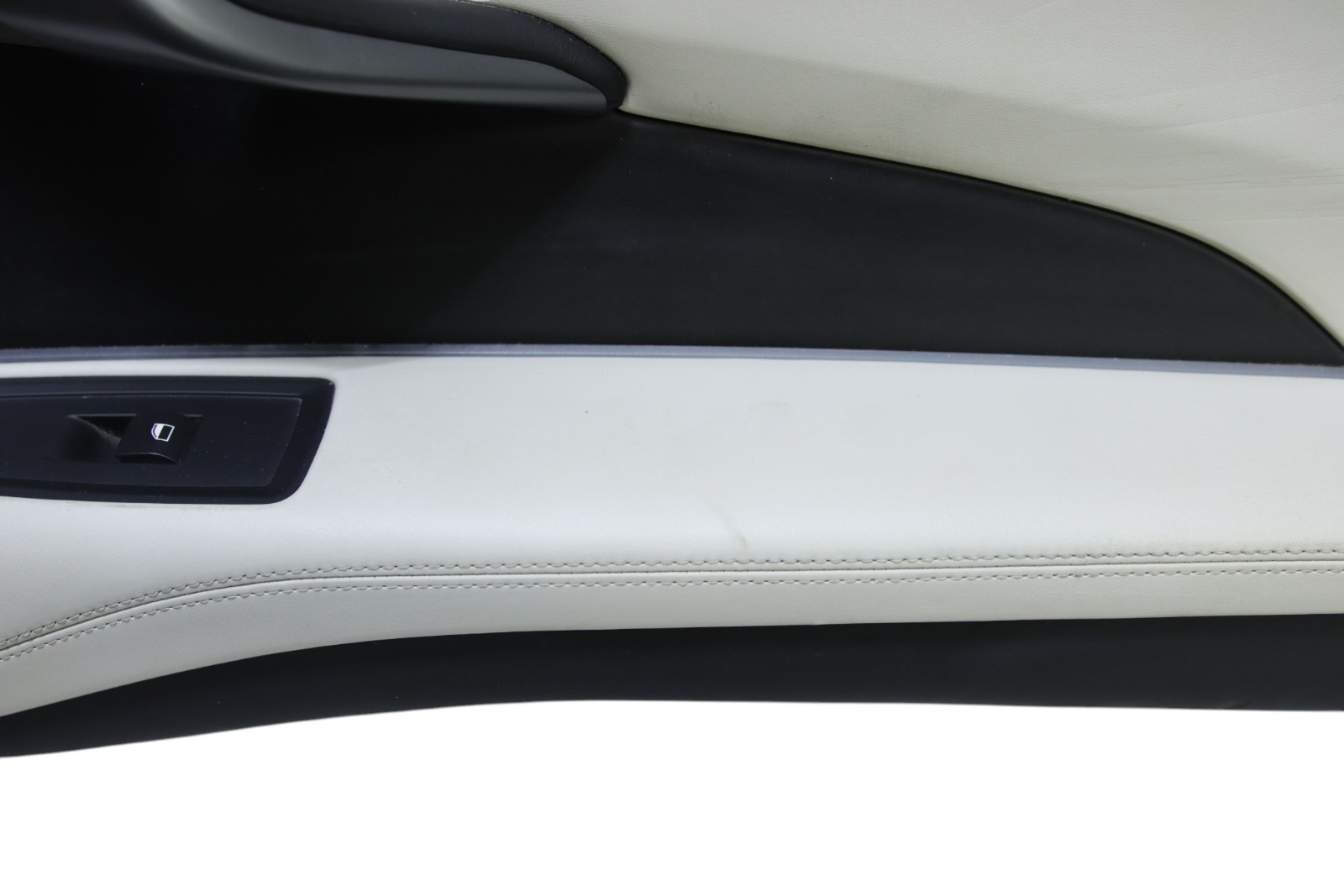 BMW i8 2014-2020 Front Right Door panels Set Ivory