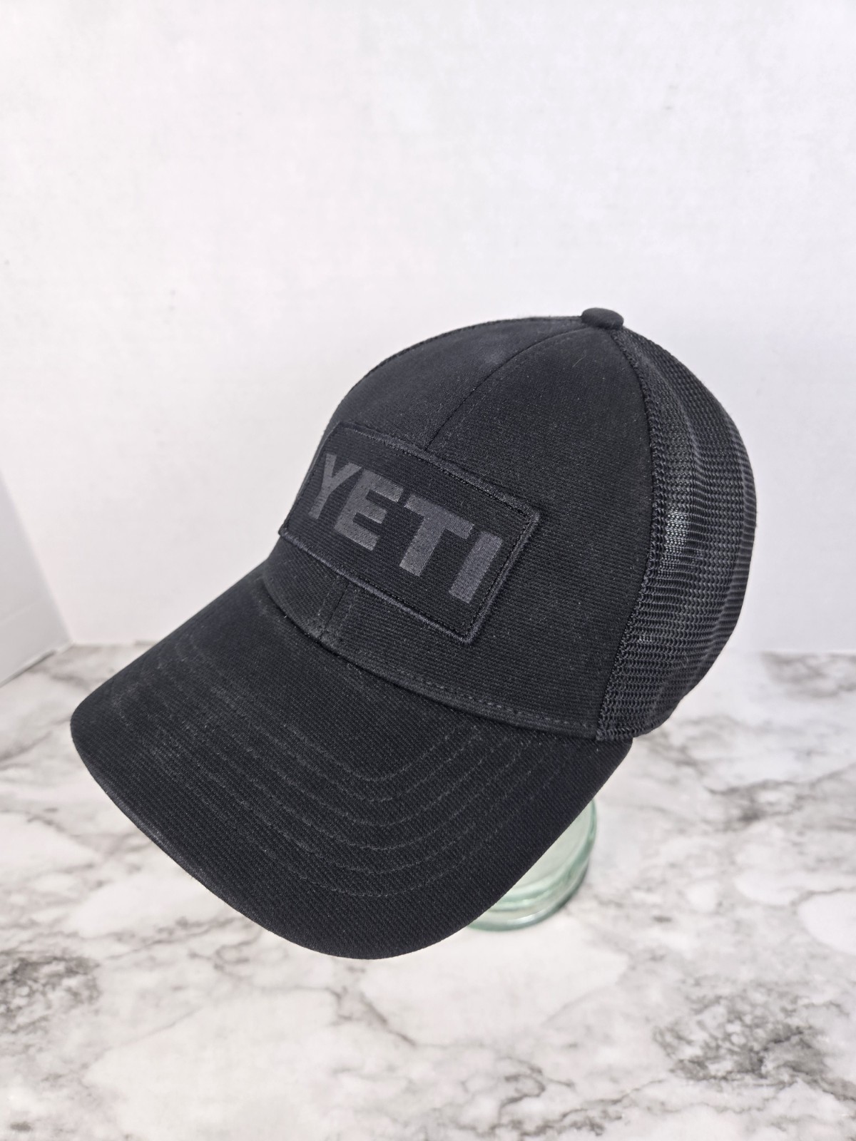 Yeti - Black Patch Adjustable Ventilated Snapback… - image 1