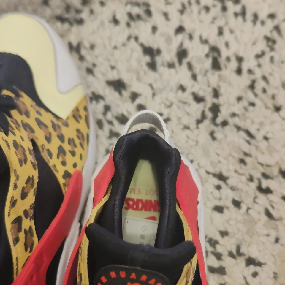 Nike Huarache Sneaker Low Top Animal SNKRS Print mehrfarbig Schnürung EU 44 - Bild 2 von 4