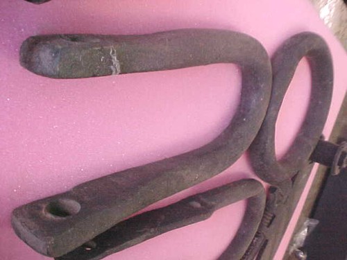 Vintage primitive antique tools lot clevis clevises hammer pipe wrench others - Picture 7 of 9