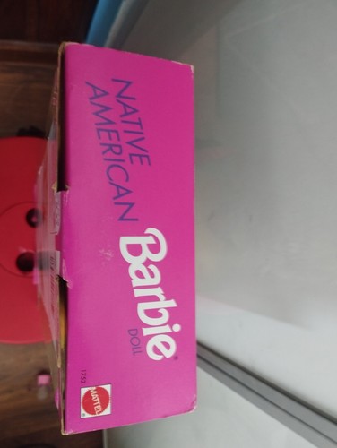 Native American Barbie 1st Edition 1992 Dolls of The World Collection - Picture 8 of 8