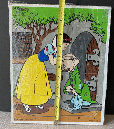 PLAYSKOOL “SNOW WHITE” 8 PIECE PUZZLE WALT DISNEY USA 190-22 SNOW WHITE & DOPEY - Picture 3 of 5