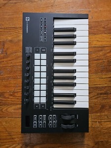 Launchkey 61 Mk3 | eBay