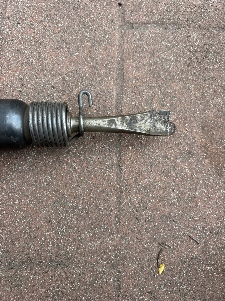 Cincel de martillos neumáticos Alltrade Air-Plus amarillo 1800-a-150 Foto 4 de 4