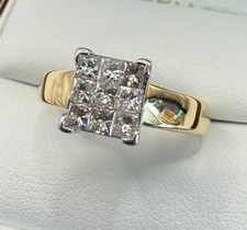 18ct Gold 0.50ct Diamond Ring Set With Nine Princess Cut Diamonds - Size L