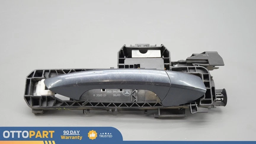 Manija de puerta delantera derecha del lado del pasajero Mercedes-Benz GL450 X16 2011-2016 FABRICANTE DE EQUIPOS ORIGINALES Foto 4 de 4