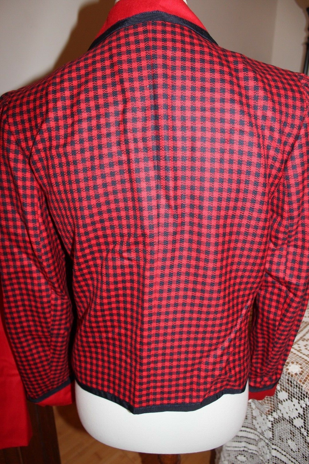 Picture 6 of 12