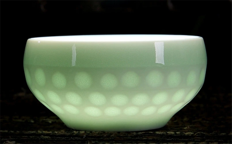 55ml Chinese Porcelain Tea Cup Ceramic Cup Lotus Carved Longquan Celadon Teacups - Image 4 of 4