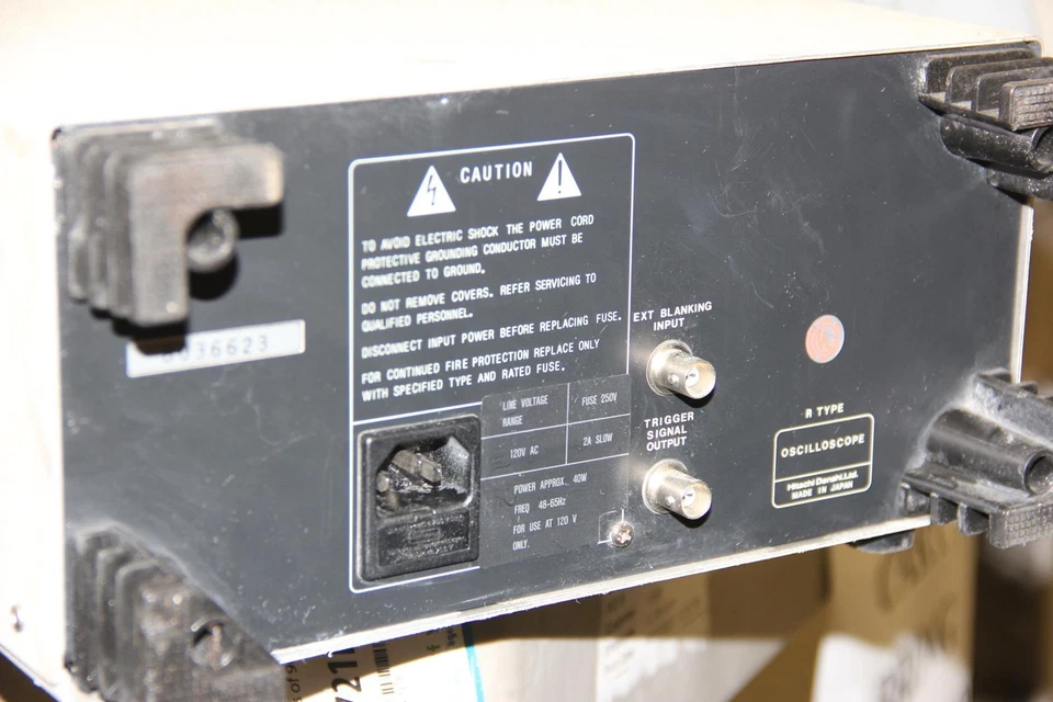HITACHI V1565 100MHz Dual Channel Oscilloscope - Image 4 of 4