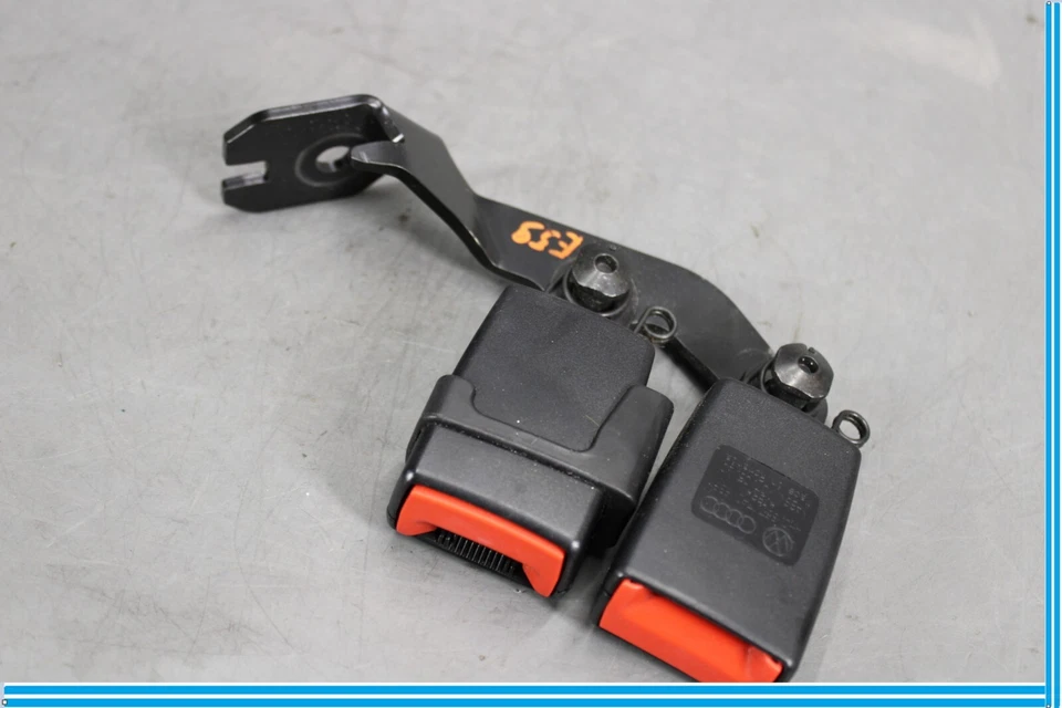 Receptor de hebilla doble centro trasero Audi A8 Quattro 11-18 OEM Foto 2 de 4