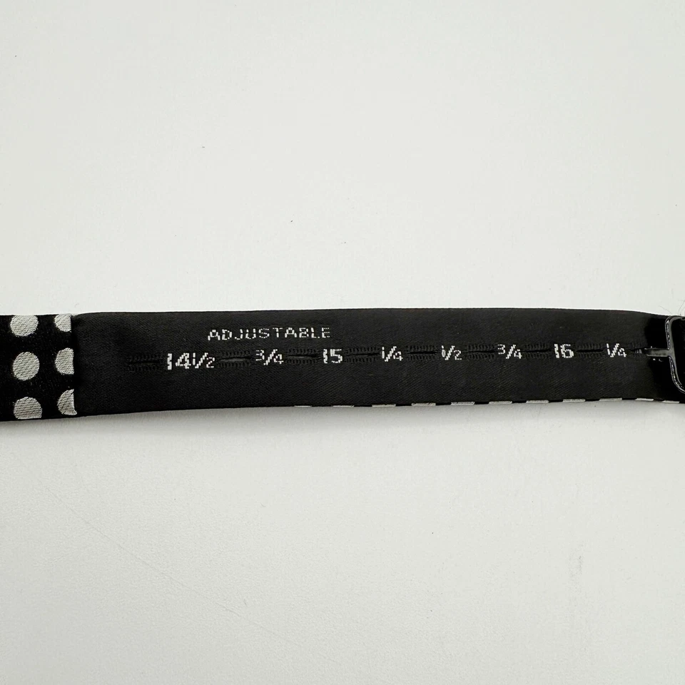 Croft & Barrow шелковый галстук-бабочка черный белый в горошек регулируемый официальный галстук - Изображение 3 из 4